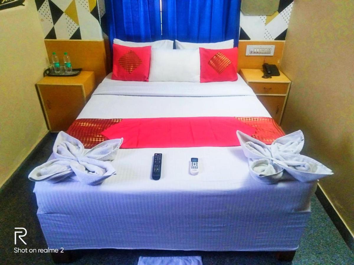 Oyo 75854 Hotel Harsha Residency Bangalore Eksteriør billede