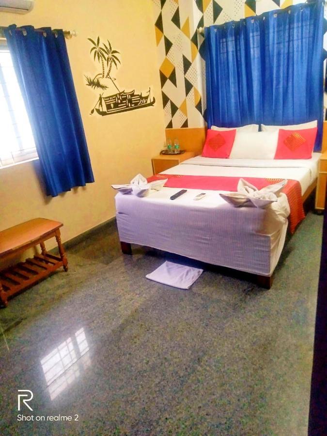 Oyo 75854 Hotel Harsha Residency Bangalore Eksteriør billede