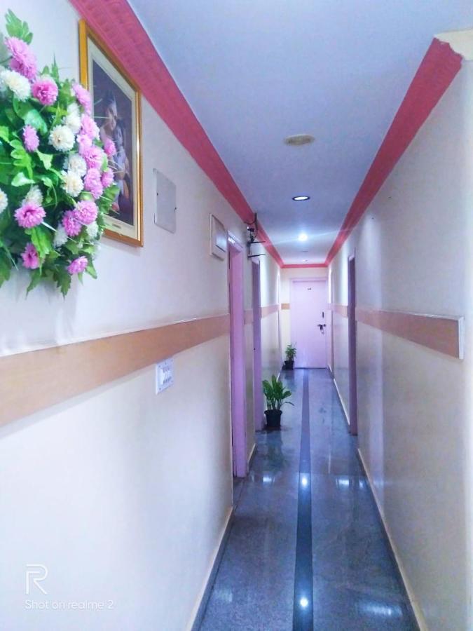 Oyo 75854 Hotel Harsha Residency Bangalore Eksteriør billede