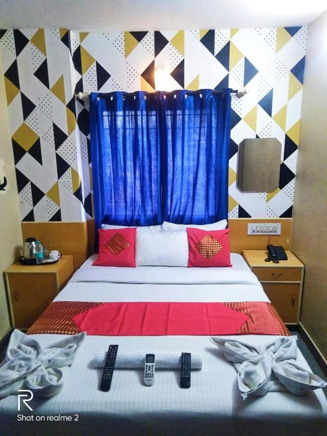 Oyo 75854 Hotel Harsha Residency Bangalore Eksteriør billede