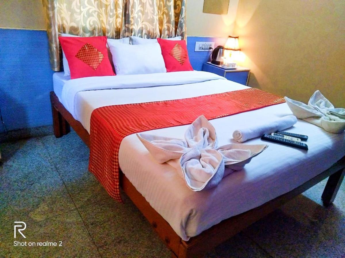 Oyo 75854 Hotel Harsha Residency Bangalore Eksteriør billede